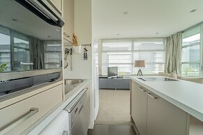 The Hutch - Top Spot