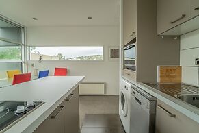 The Hutch - Top Spot