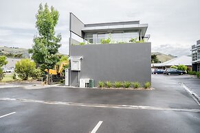 The Hutch - Top Spot