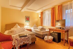 Bemelmans Post Hotel