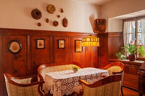 Bemelmans Post Hotel