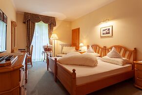 Bemelmans Post Hotel