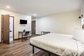 The Greens Hotel - Stockton Blvd