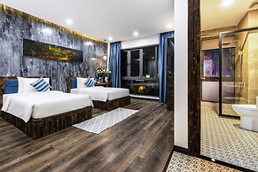 Caprice Hotel Danang