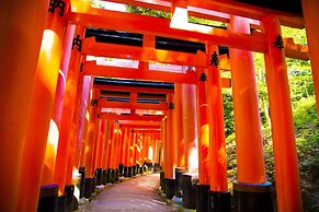 So Kyoto Fushimi Inari