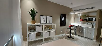 Spacious Sea View Apartment