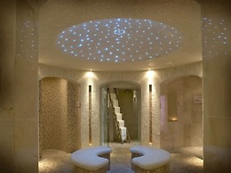 Westport Plaza Hotel