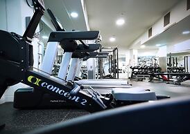 Westport Plaza Hotel