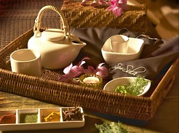 Westport Plaza Hotel