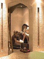 Westport Plaza Hotel