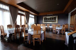 Rumah Stroberi Organic Farm and Lodge