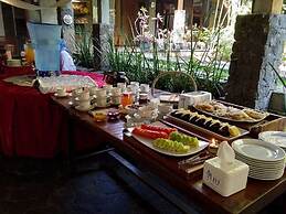 Rumah Stroberi Organic Farm and Lodge