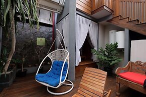 Rumah Stroberi Organic Farm and Lodge