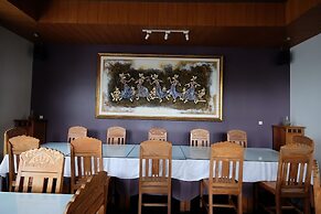 Rumah Stroberi Organic Farm and Lodge