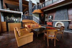 Rumah Stroberi Organic Farm and Lodge