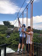 Rumah Stroberi Organic Farm and Lodge