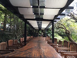 Rumah Stroberi Organic Farm and Lodge