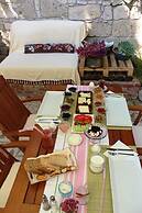 Lilyum Alaçatı Butik Otel