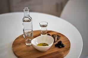 AELIA Apartments-Old Port Chania