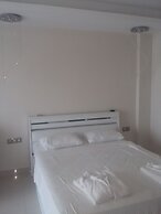 Azura Park Residence