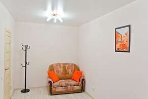 Apartment ALLiS-HALL on Malysheva 73a