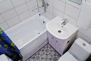 Apartment ALLiS-HALL on Malysheva 73a