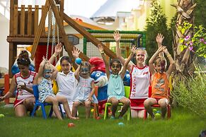 Side Royal Style Hotel