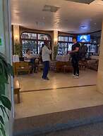 Shady Hotel