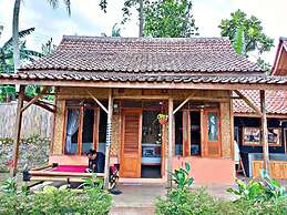 Cianjur Paddies Hostel