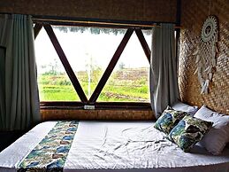 Cianjur Paddies Hostel