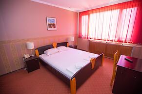 Hotel Ustra