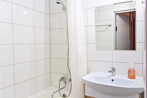 Apartment ALLiS-HALL on Chelyuskintsev 23