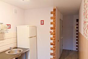 Apartment ALLiS-HALL on Chelyuskintsev 23