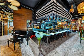 Anjeliq Downtown Boutique Hotel