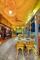 Anjeliq Downtown Boutique Hotel