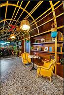 Anjeliq Downtown Boutique Hotel