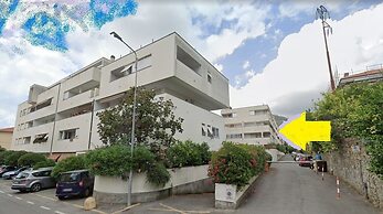 SESTRI MARE 5 AR122 (3 guests)