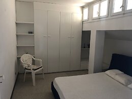 SESTRI MARE 5 AR122 (3 guests)