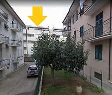 SESTRI MARE 5 AR122 (3 guests)