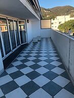 SESTRI MARE 5 AR122 (3 guests)