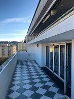 SESTRI MARE 5 AR122 (3 guests)