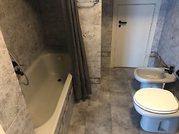 SESTRI MARE 5 AR122 (3 guests)