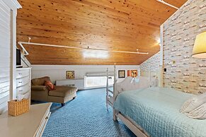 Mccloud Mercantile Hotel