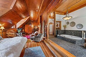 Mccloud Mercantile Hotel