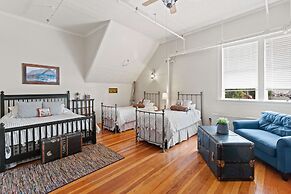 Mccloud Mercantile Hotel