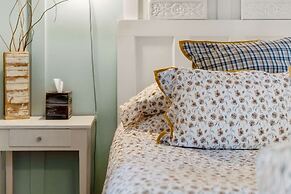 Mccloud Mercantile Hotel