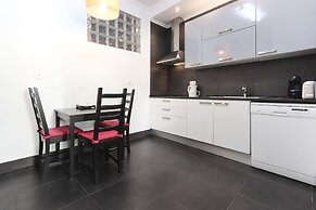 Lisbon Apartments in Anjos