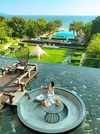 DoubleTree by Hilton Shanwei