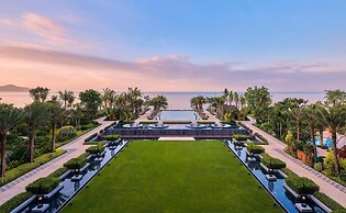 DoubleTree by Hilton Shanwei
