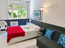 Jump in Bed Copacabana 3 - Estudio